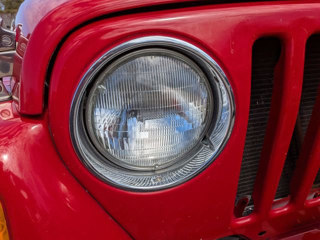 Used 2006 Jeep Wrangler SE image 42