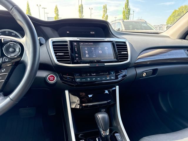 Used 2017 Honda Accord EX-L image 19