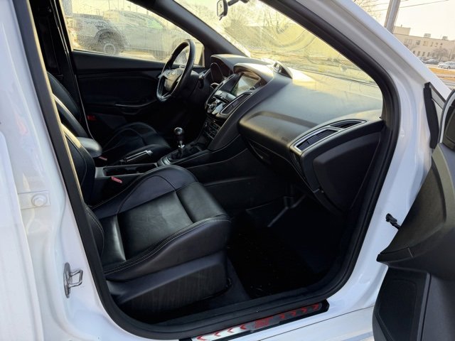 Used 2018 Ford Focus ST image 14