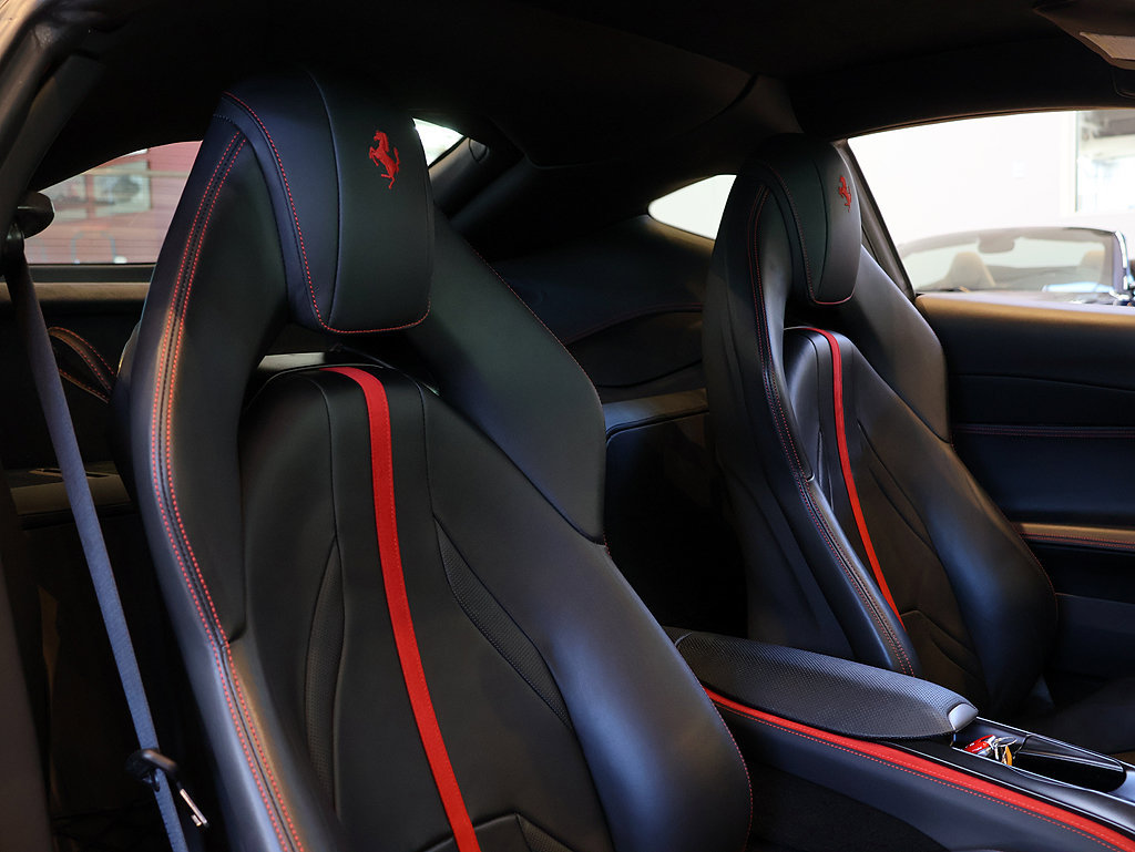 Certified 2018 Ferrari 812 Superfast RWD image 19