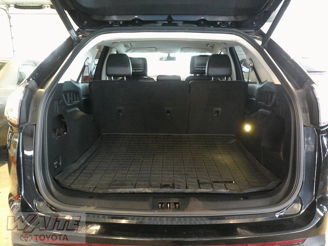 Used 2016 Ford Edge SEL w/ Equipment Group 201A image 23