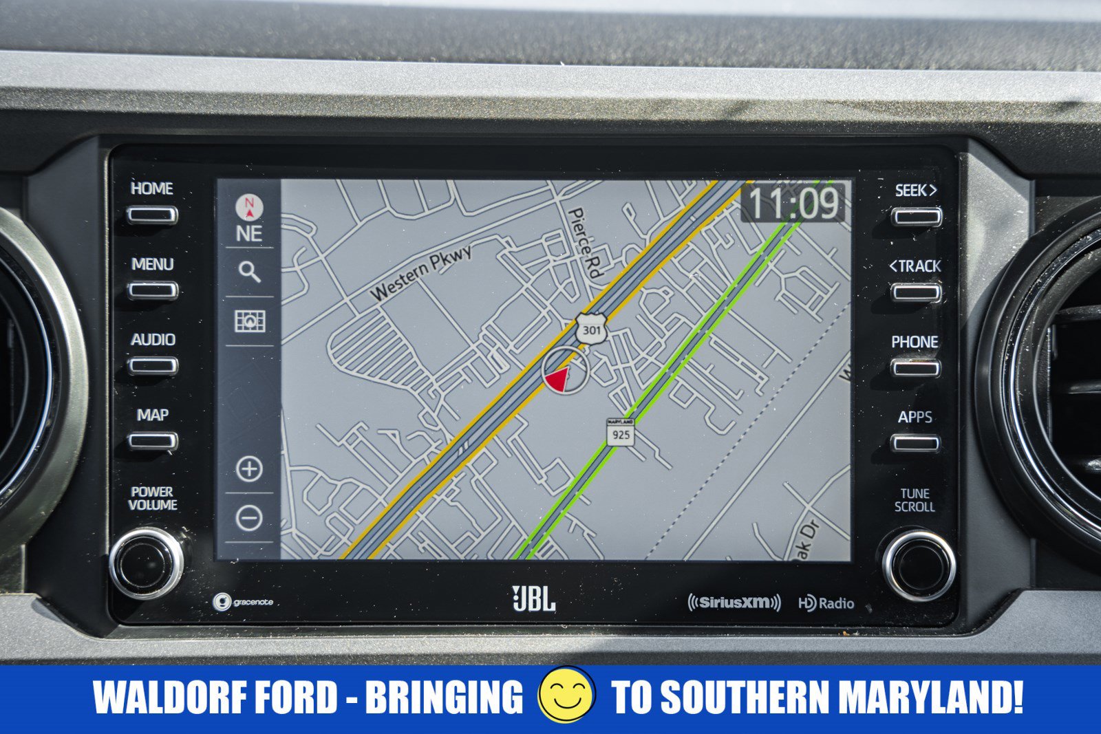 Used 2021 Toyota Tacoma TRD Off-Road w/ TRD Premium Off Road Package image 24