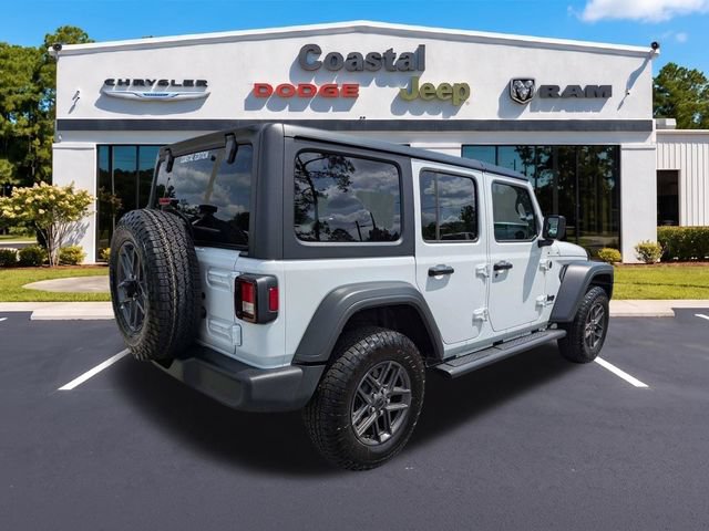 Used 2025 Jeep Wrangler Unlimited Sport AWD/4WD image 4