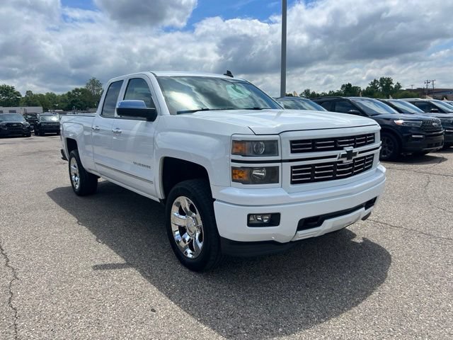 Used 2015 Chevrolet Silverado 1500 LT w/ Custom Sport Edition AWD/4WD image 3