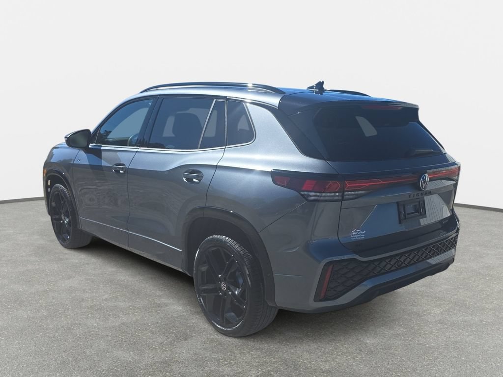 New 2026 Volkswagen Tiguan SE R-Line AWD/4WD image 7