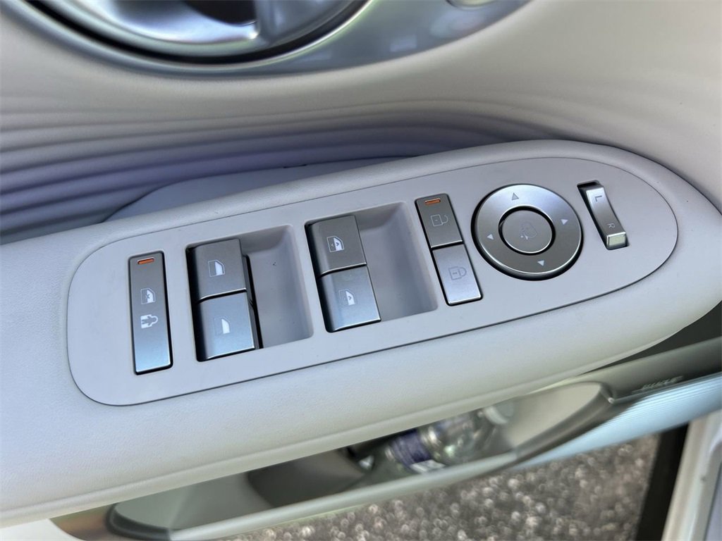 New 2026 Hyundai Ioniq 9 Limited image 21