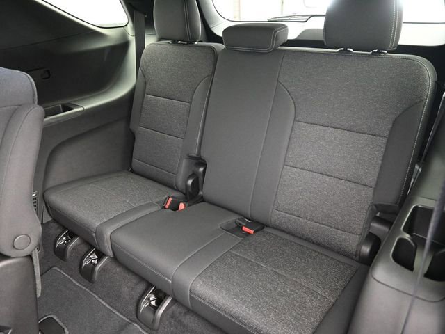New 2025 Chevrolet Traverse LT w/ LPO, Floor Liner Package image 27