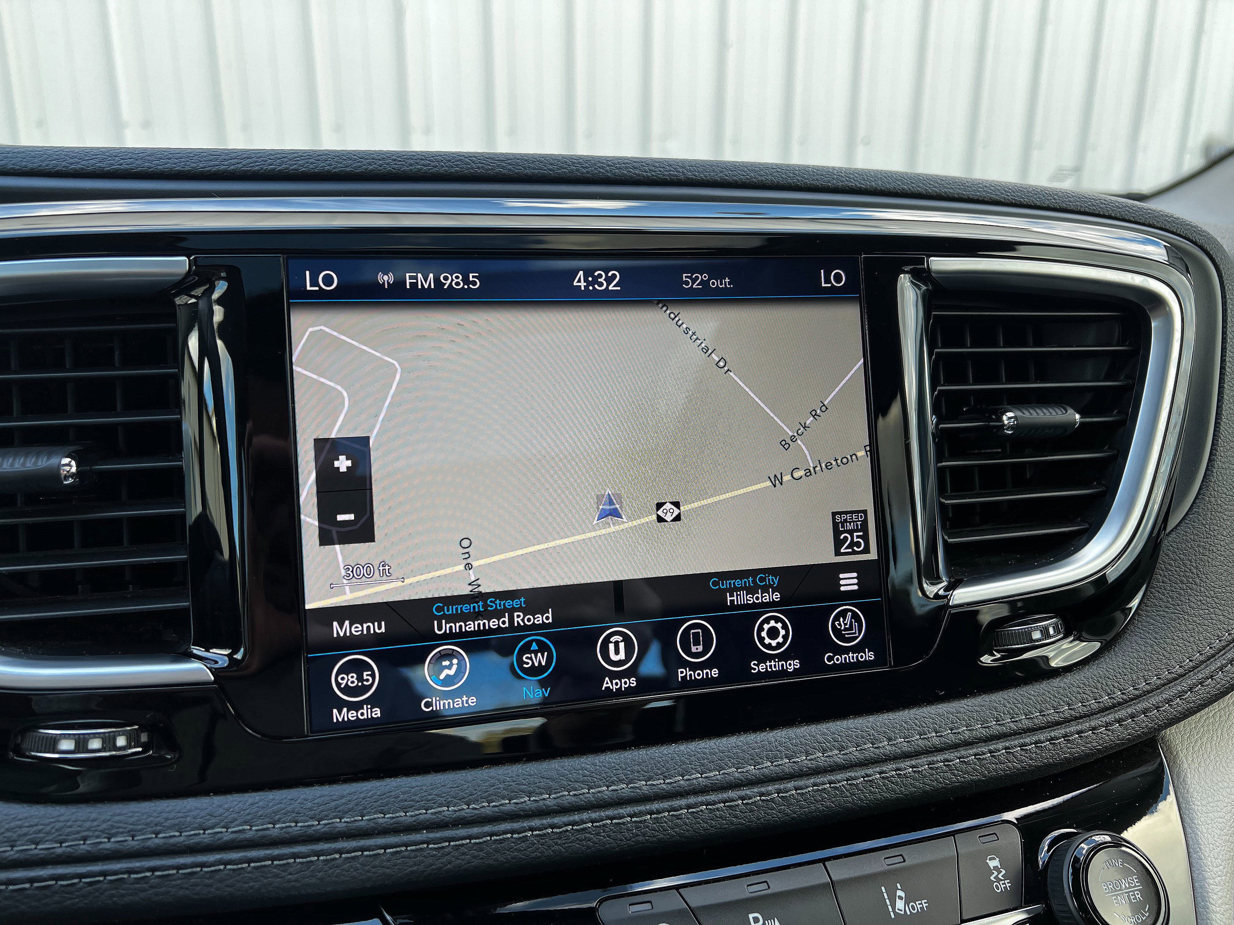 Used 2020 Chrysler Pacifica Limited w/ Advanced Safetytec Group image 21