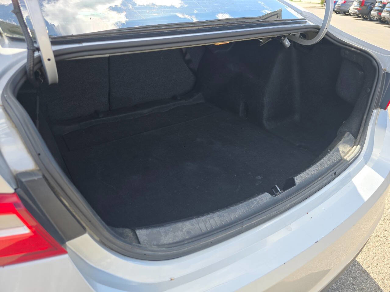 Used 2020 Chevrolet Malibu RS image 9