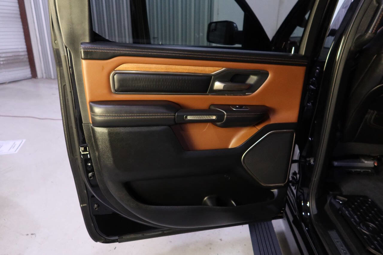 Used 2020 RAM 1500 Limited image 32