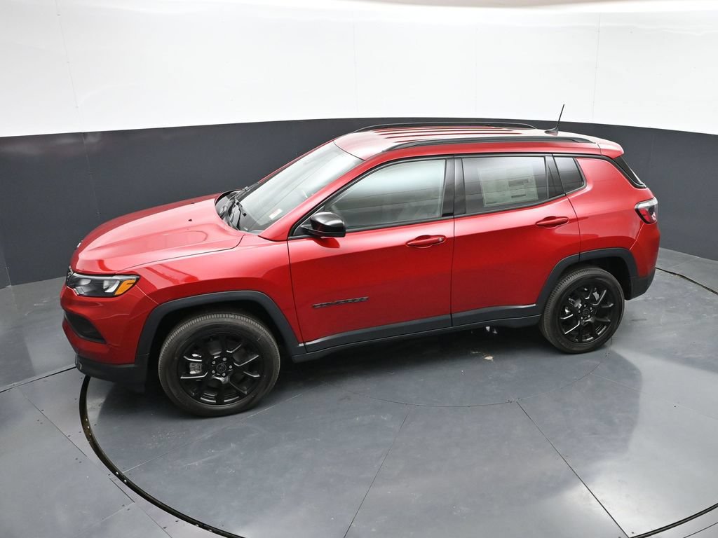 New 2026 Jeep Compass Latitude AWD/4WD image 38