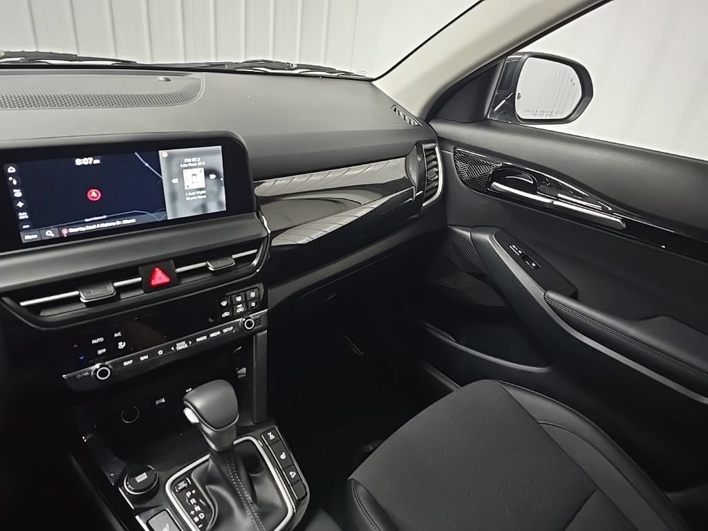 Used 2024 Kia Seltos S AWD/4WD image 25