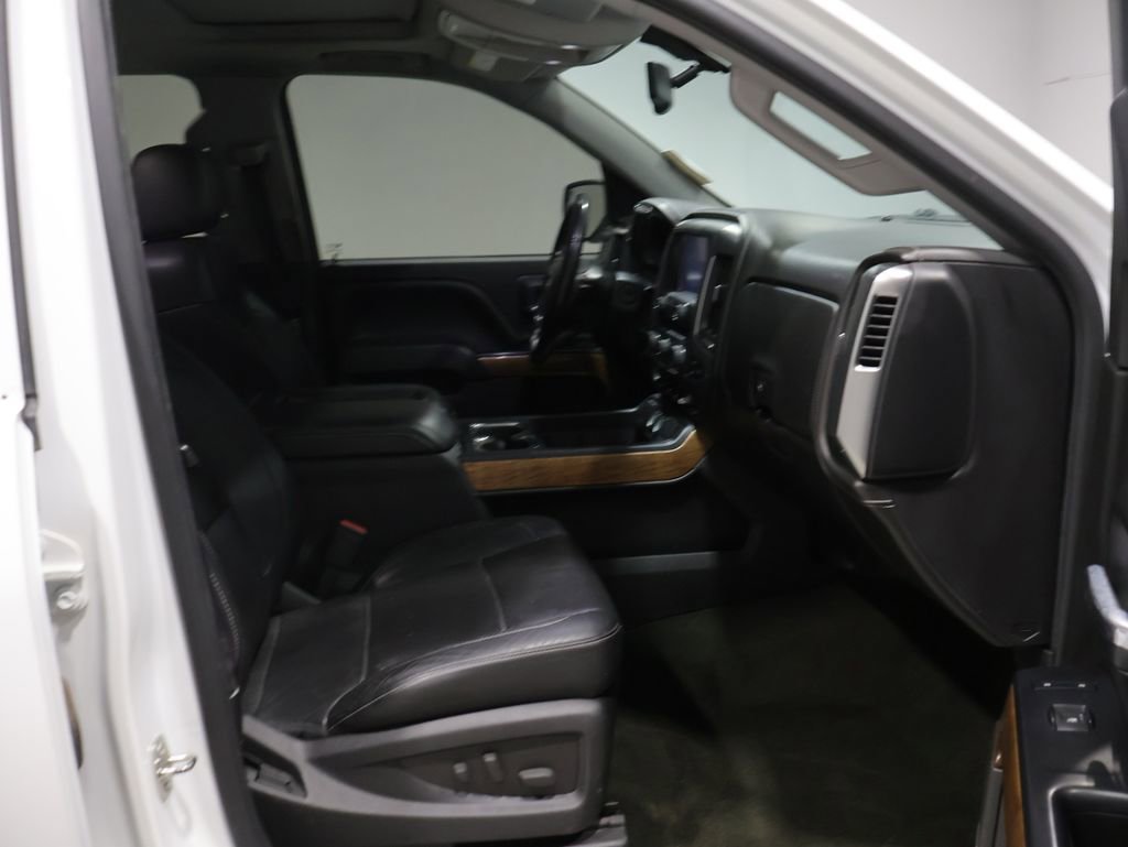 Used 2015 Chevrolet Silverado 1500 LTZ w/ LTZ Plus Package image 23