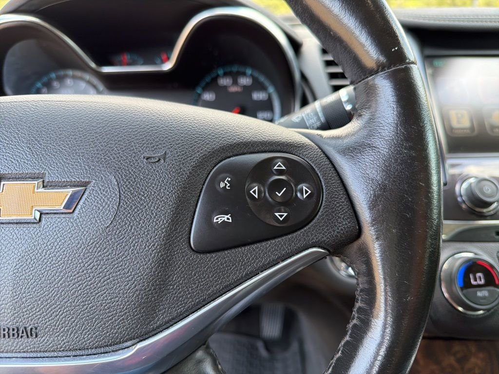 Used 2015 Chevrolet Impala LTZ FWD image 19