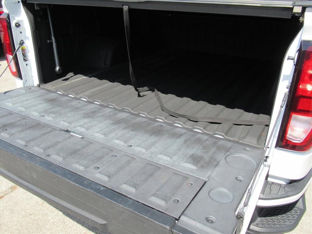 Used 2022 GMC Sierra 1500 Elevation w/ Preferred Package image 31