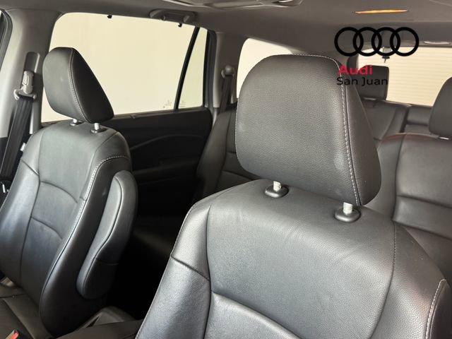 Used 2022 Honda Pilot Touring image 17