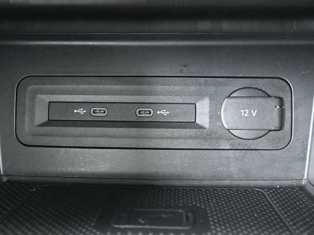 Used 2022 Volkswagen Atlas SE w/ Panoramic Sunroof Package image 23