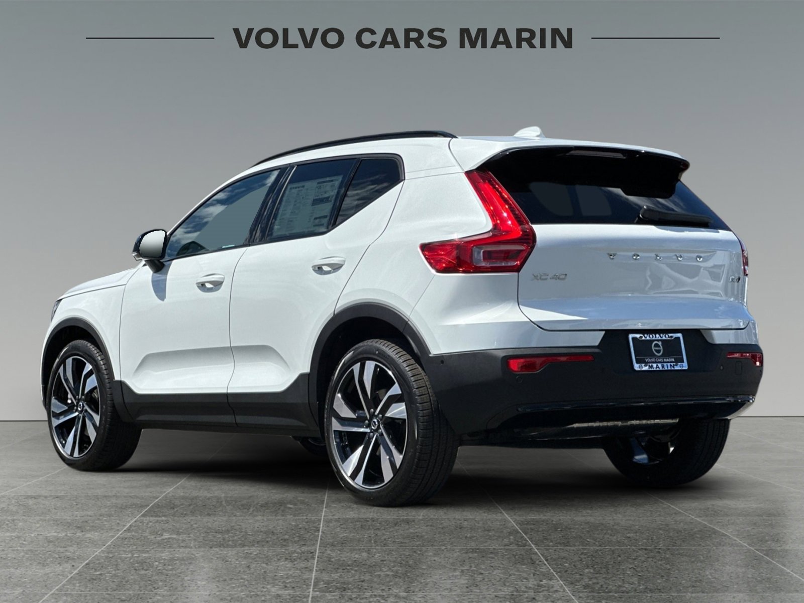 New 2026 Volvo XC40 B5 Ultra w/ Protection Package Premier image 6