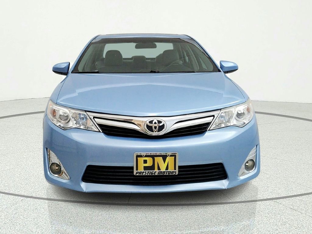 Used 2012 Toyota Camry XLE FWD image 2