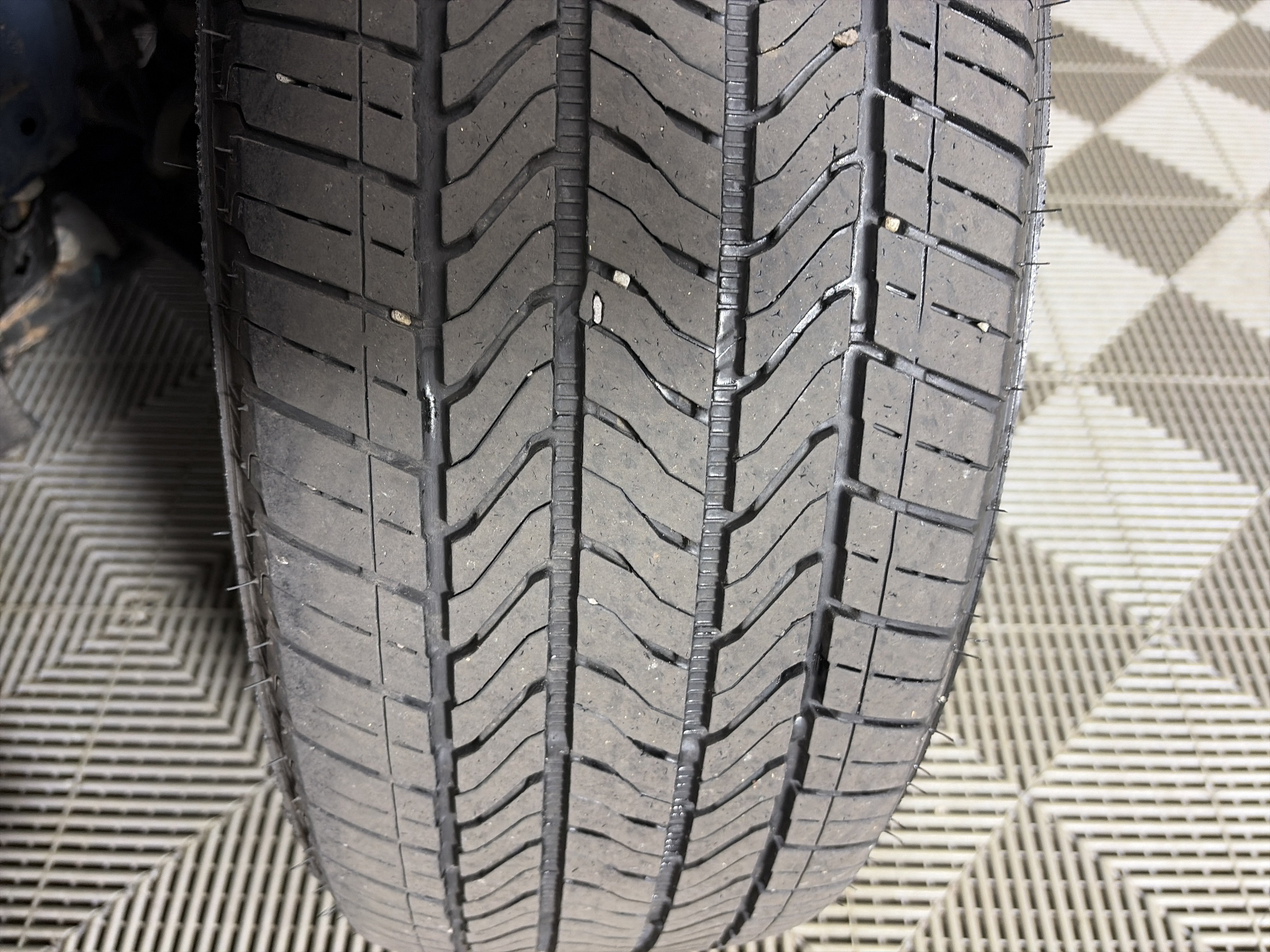 Used 2024 Chevrolet Equinox LT w/ LPO, Floor Liner Package AWD/4WD image 12