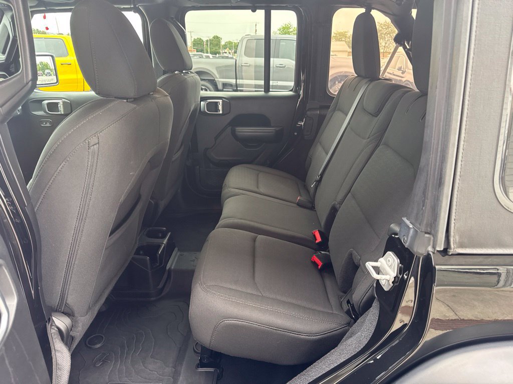 Used 2019 Jeep Wrangler Unlimited Sport AWD/4WD image 15