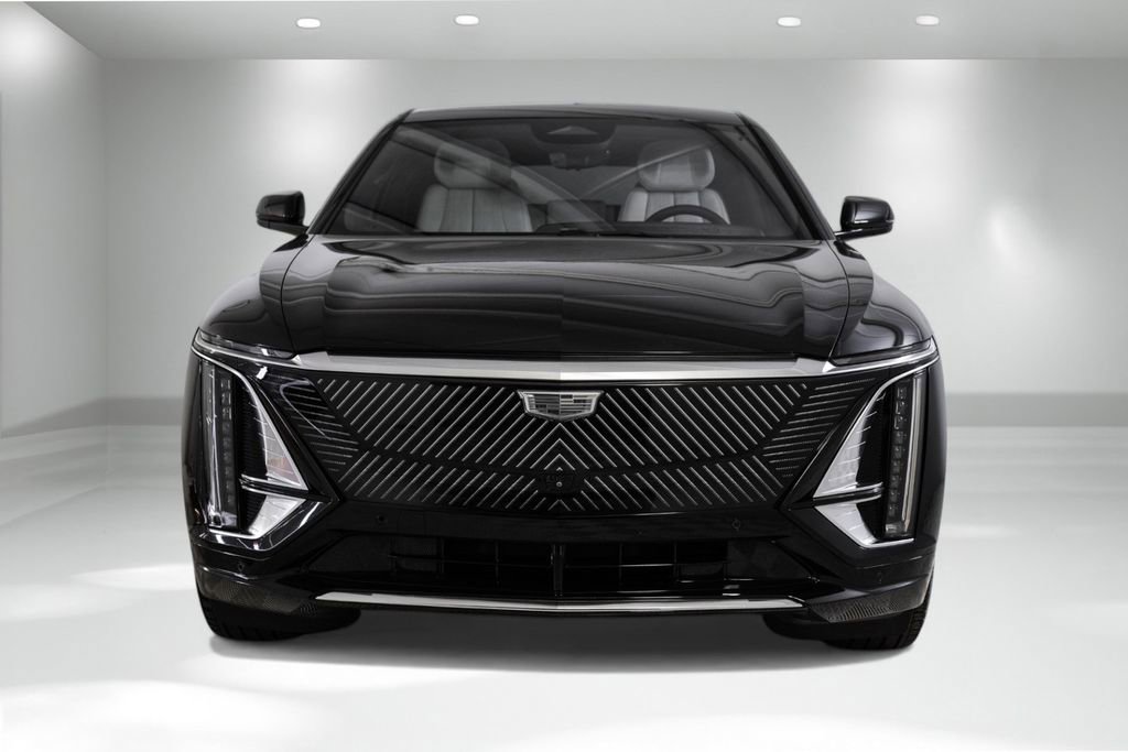 Used 2023 Cadillac Lyriq 2WD image 5