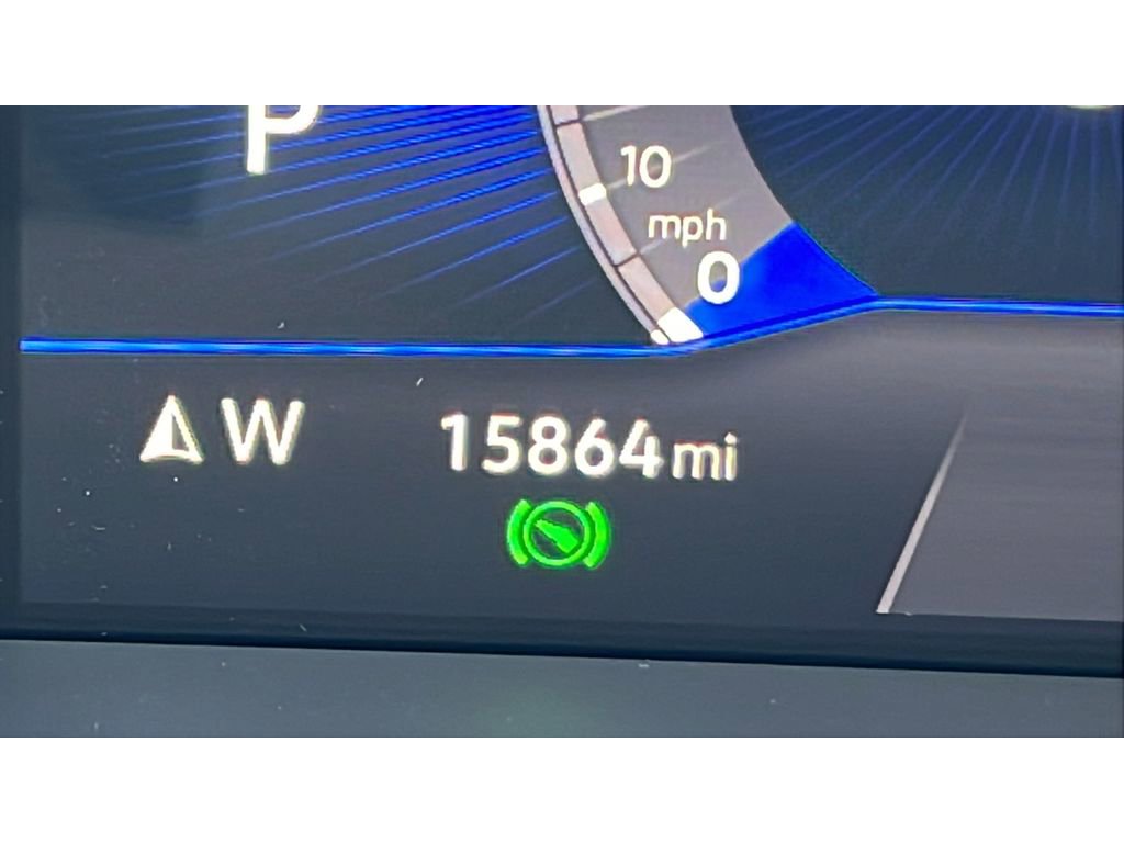 Used 2023 Volkswagen Tiguan SE image 16