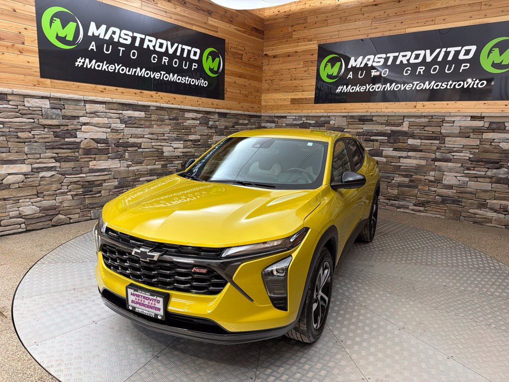 Used 2024 Chevrolet Trax RS w/ Driver Confidence Package FWD image 16