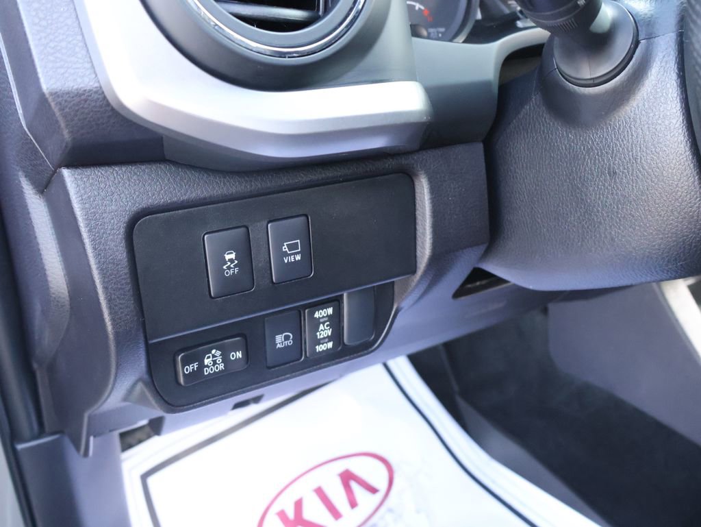 Used 2023 Toyota Tacoma Limited AWD/4WD image 34