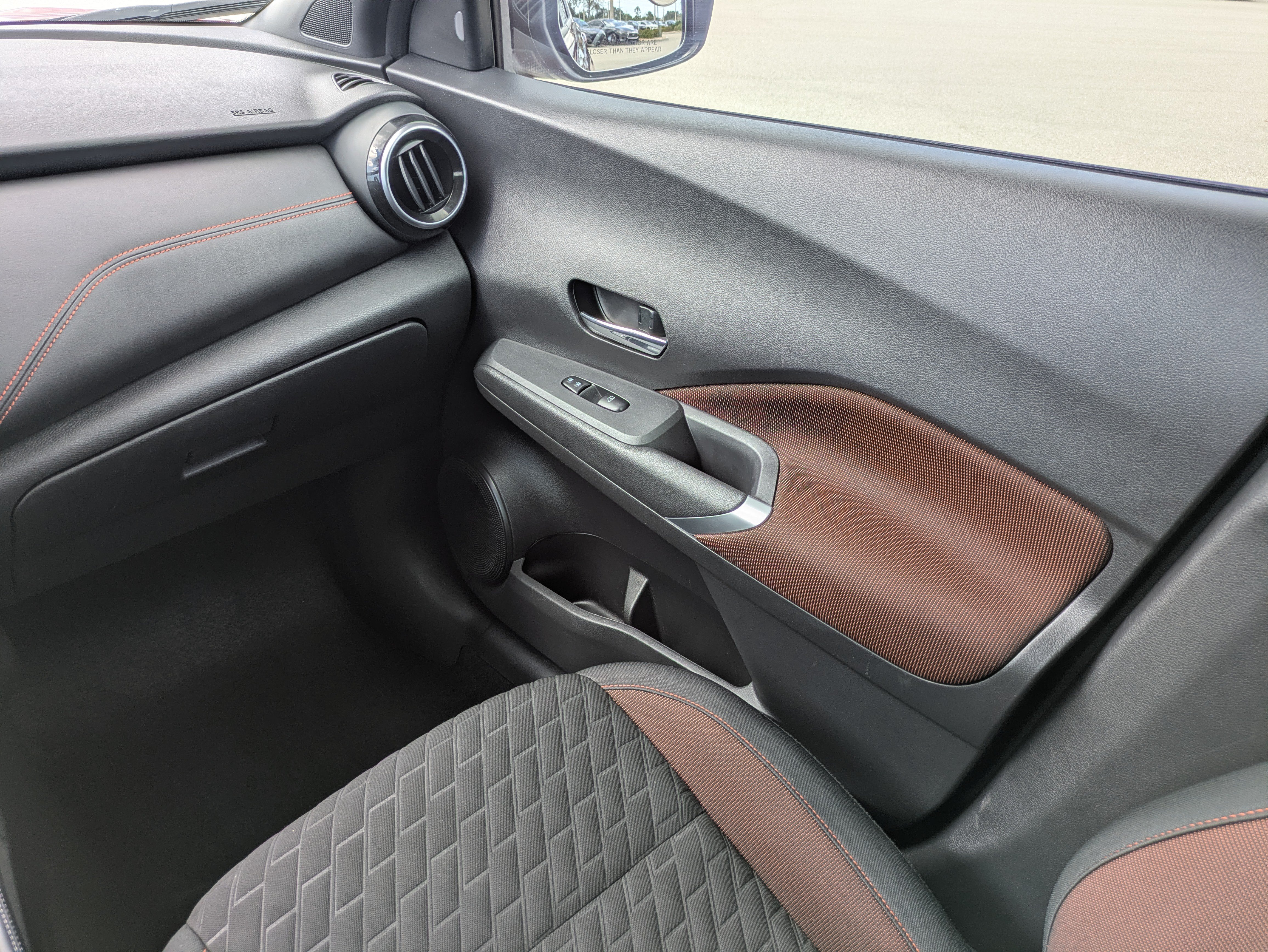 Used 2021 Nissan Kicks SR FWD image 17