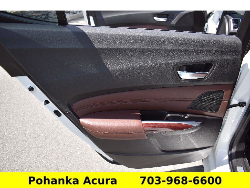 Used 2017 Acura TLX V6 w/ Technology Package FWD image 28
