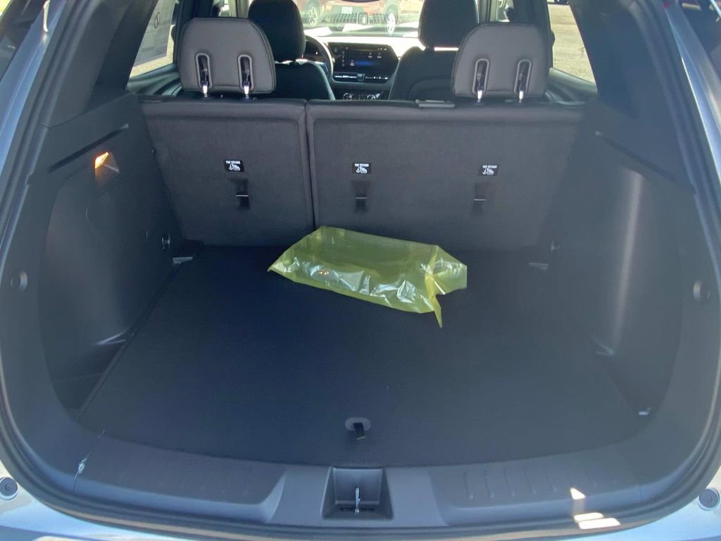New 2026 Chevrolet TrailBlazer RS w/ Convenience Package FWD image 11