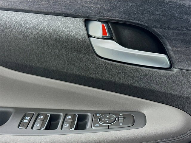 Used 2019 Hyundai Santa Fe SE image 13