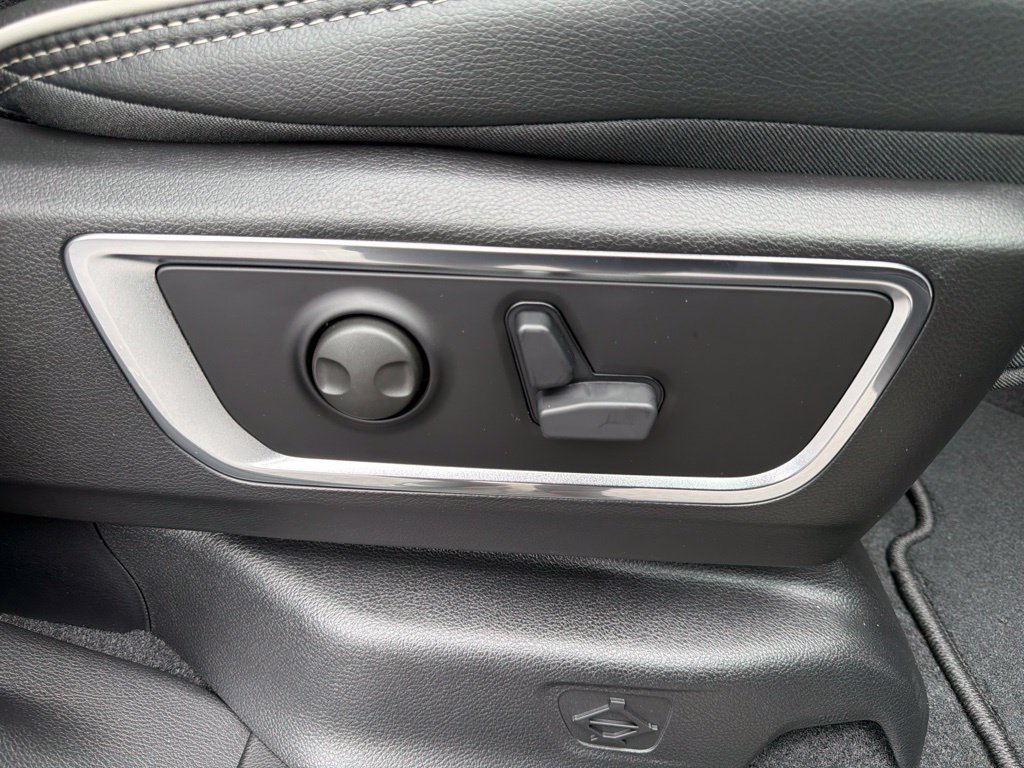 New 2026 RAM 1500 Laramie AWD/4WD image 46