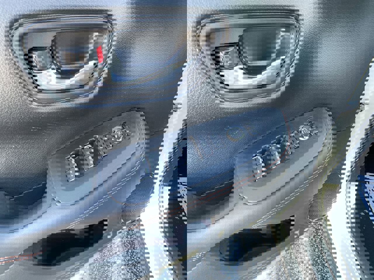 Used 2023 Honda HR-V Sport image 13