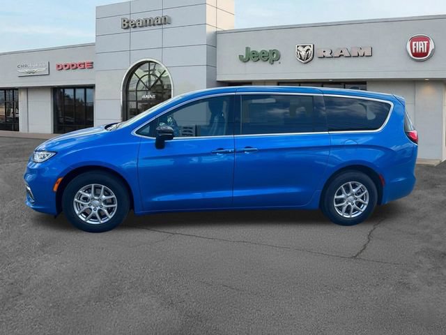 New 2026 Chrysler Pacifica Select FWD image 4