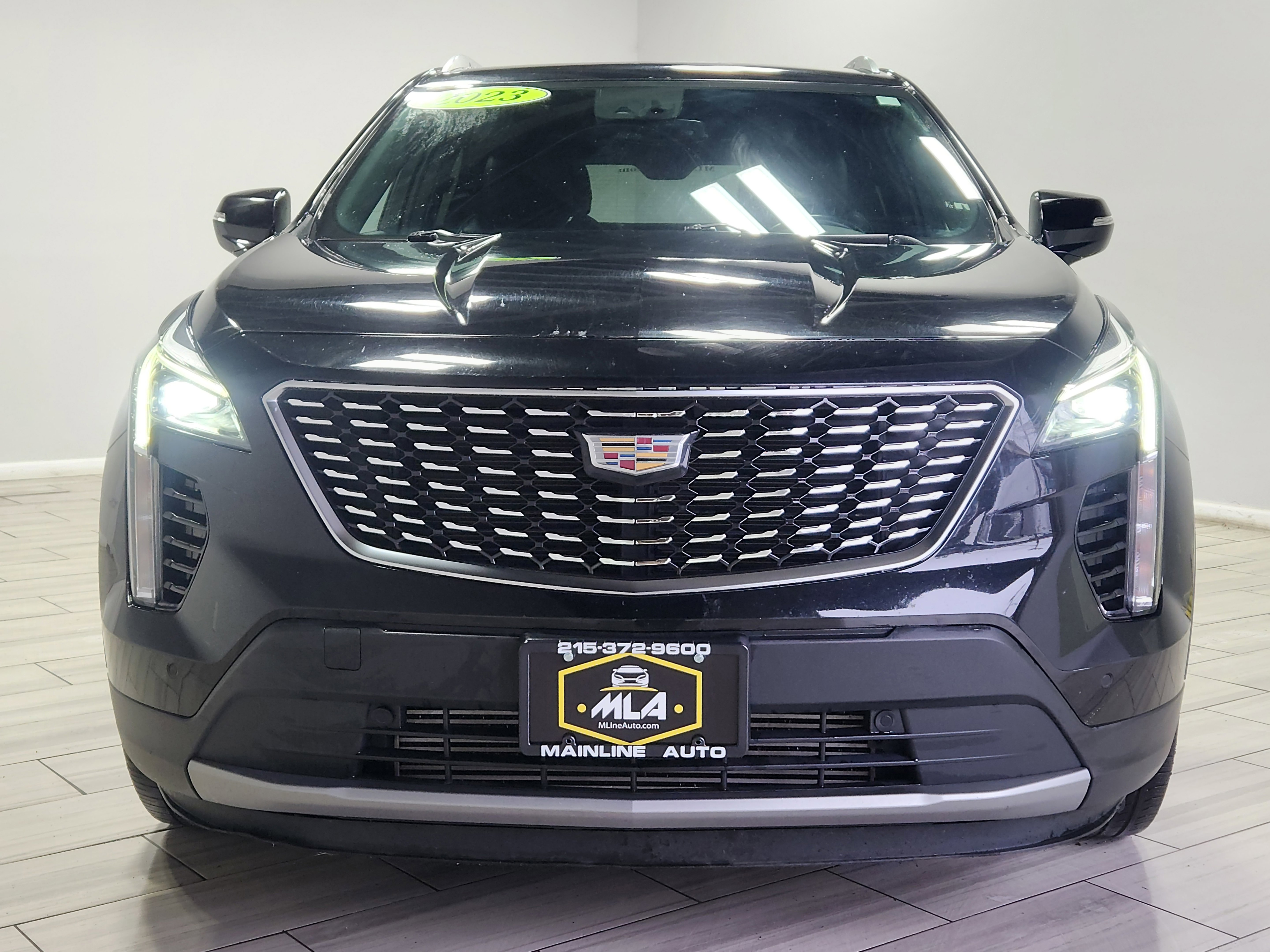 Used 2023 Cadillac XT4 Premium Luxury AWD/4WD image 8