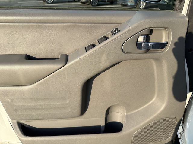 Used 2019 Nissan Frontier SL AWD/4WD image 34