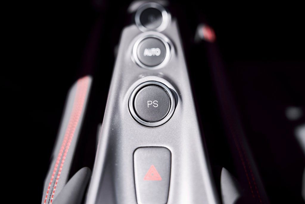 Used 2022 Ferrari F8 Tributo image 71