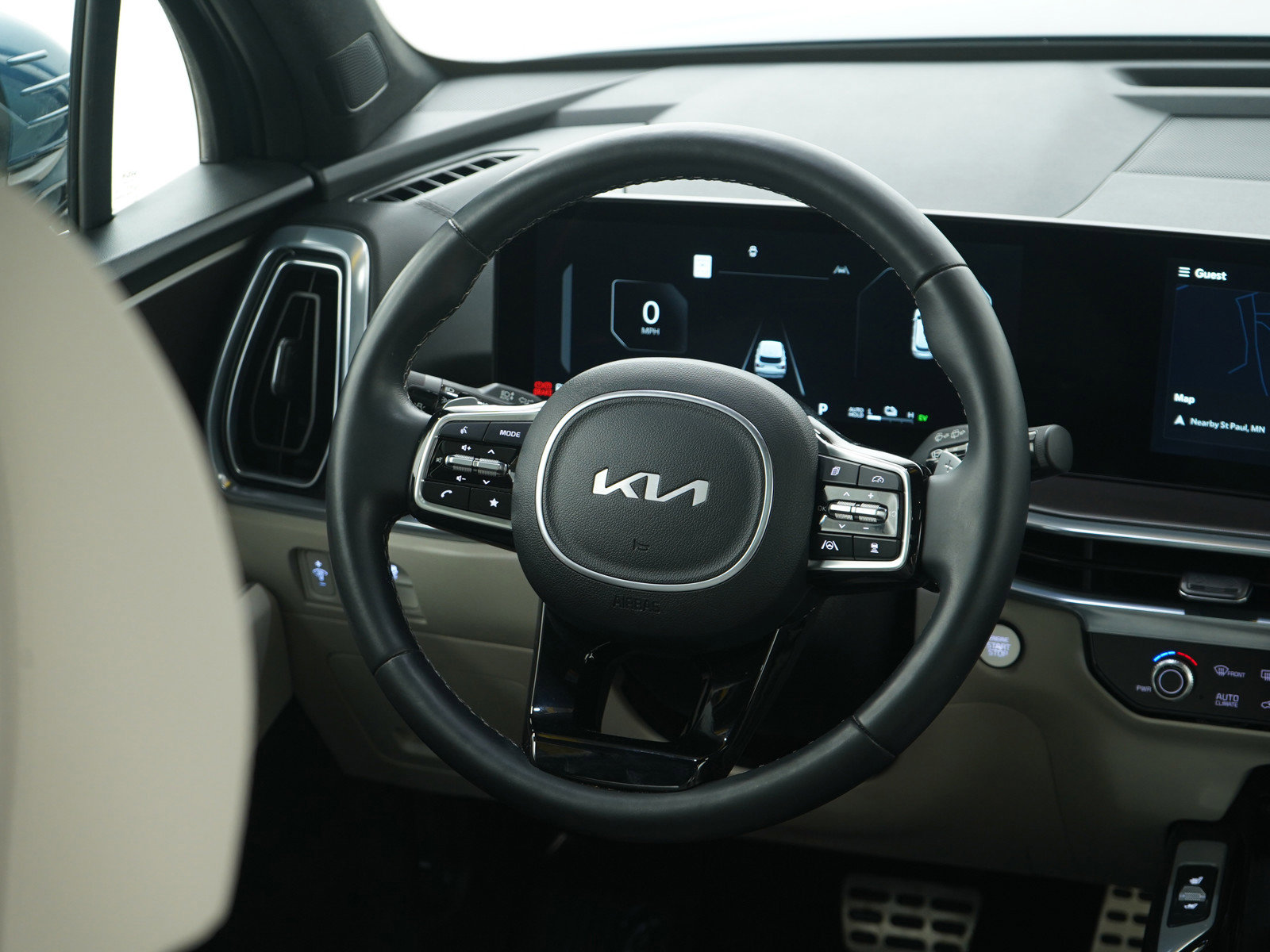 Used 2025 Kia Sorento SX Prestige AWD/4WD image 17