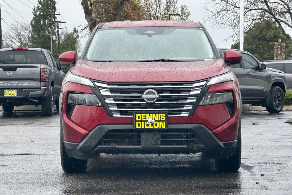 Used 2025 Nissan Rogue SV image 9