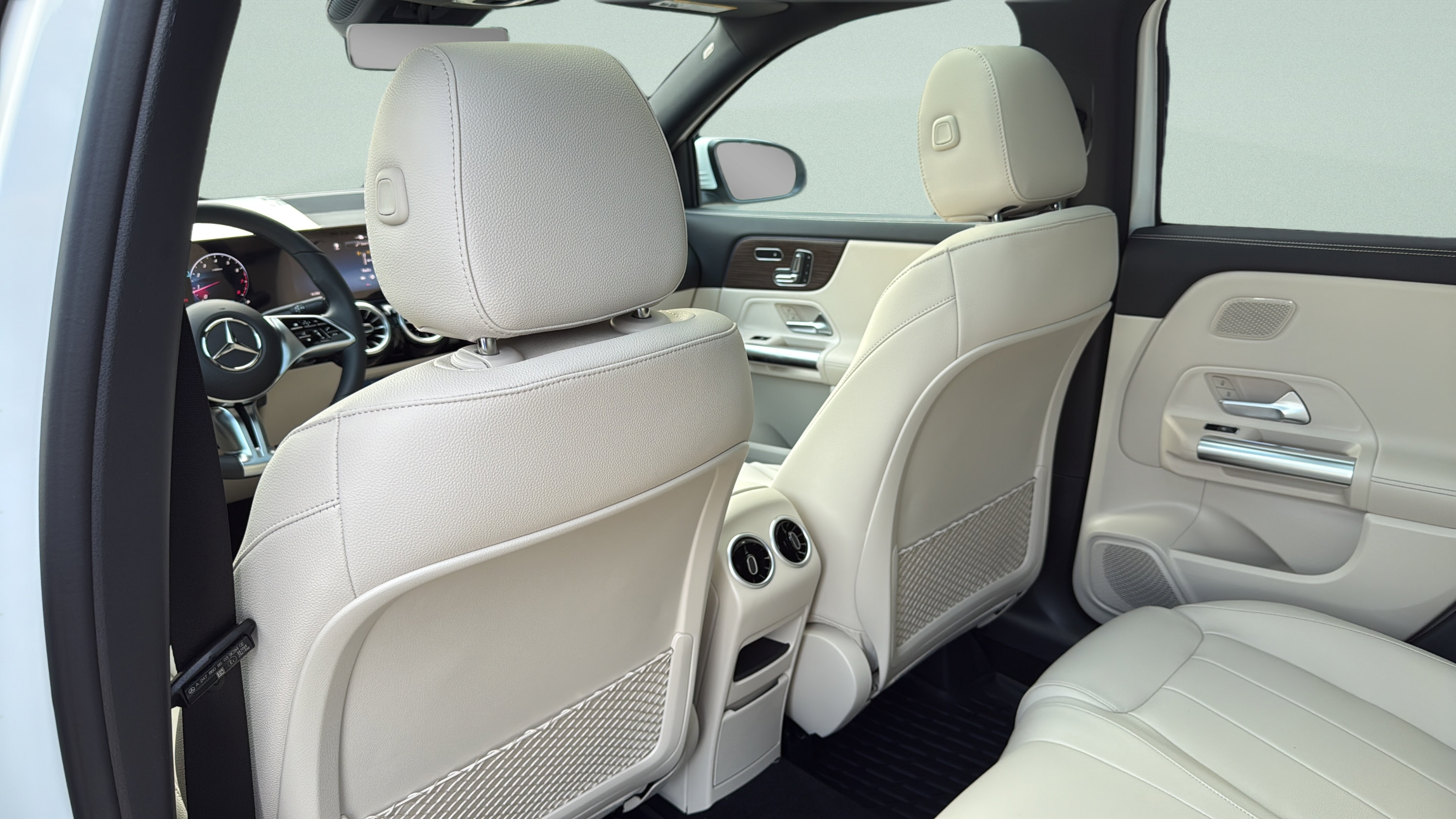 New 2026 Mercedes-Benz GLA 250 image 22