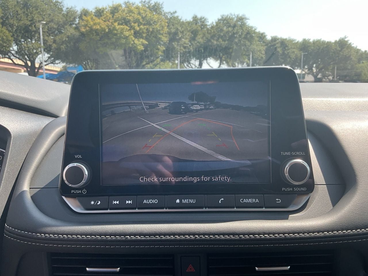 Used 2026 Nissan Rogue SV FWD image 33