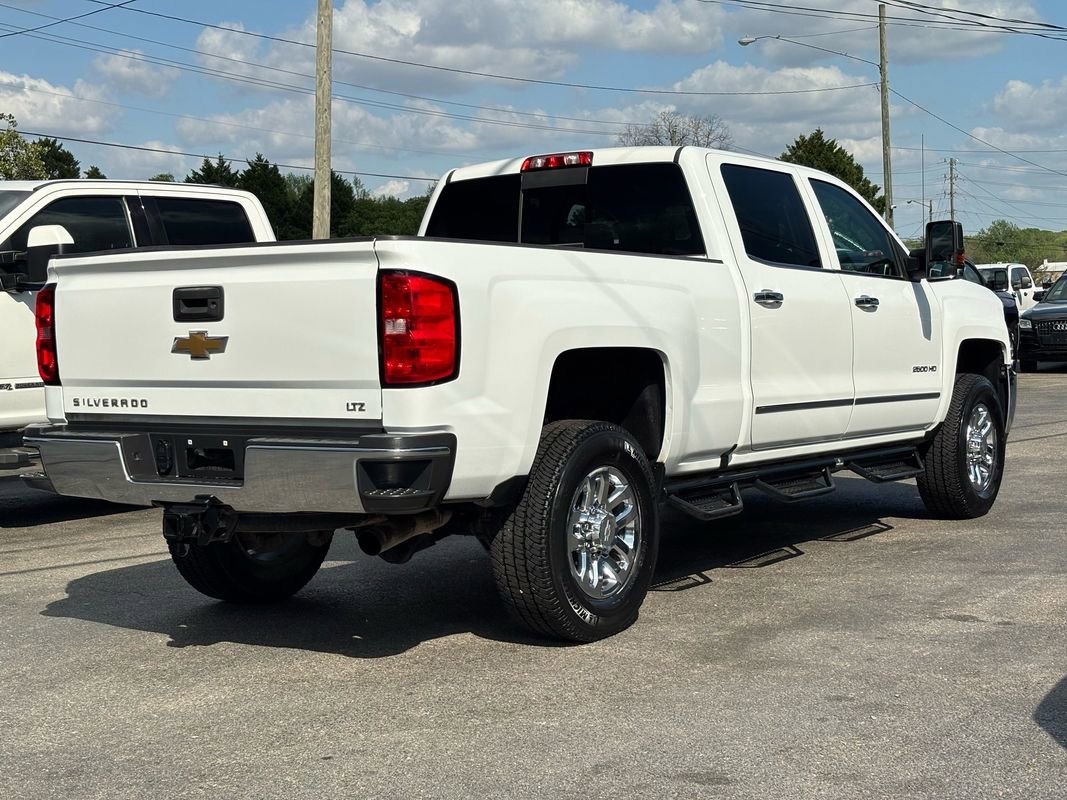 Used 2016 Chevrolet Silverado 2500 LTZ image 4