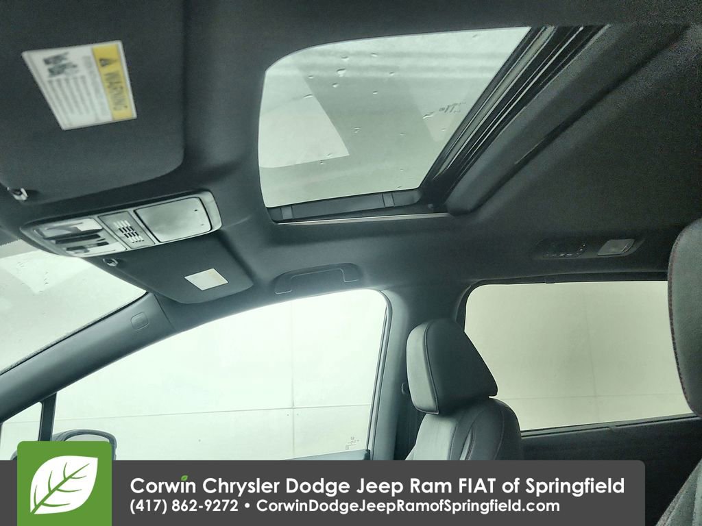 Used 2024 Honda Odyssey Sport image 30