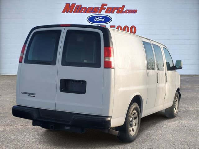 Used 2014 Chevrolet Express 1500 AWD image 3