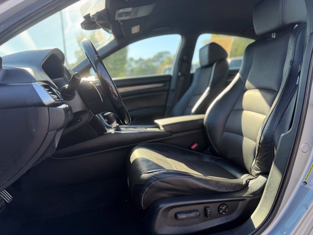 Used 2020 Honda Accord Sport image 13