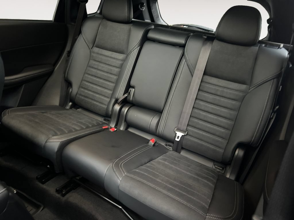 New 2026 Mitsubishi Outlander SE FWD image 13