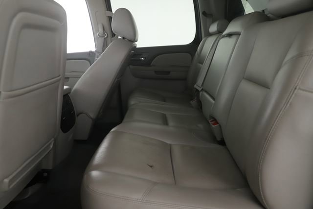 Used 2012 Chevrolet Avalanche LTZ AWD/4WD image 25