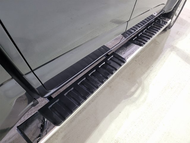 Used 2017 Chevrolet Colorado LT w/ LT Convenience Package image 27